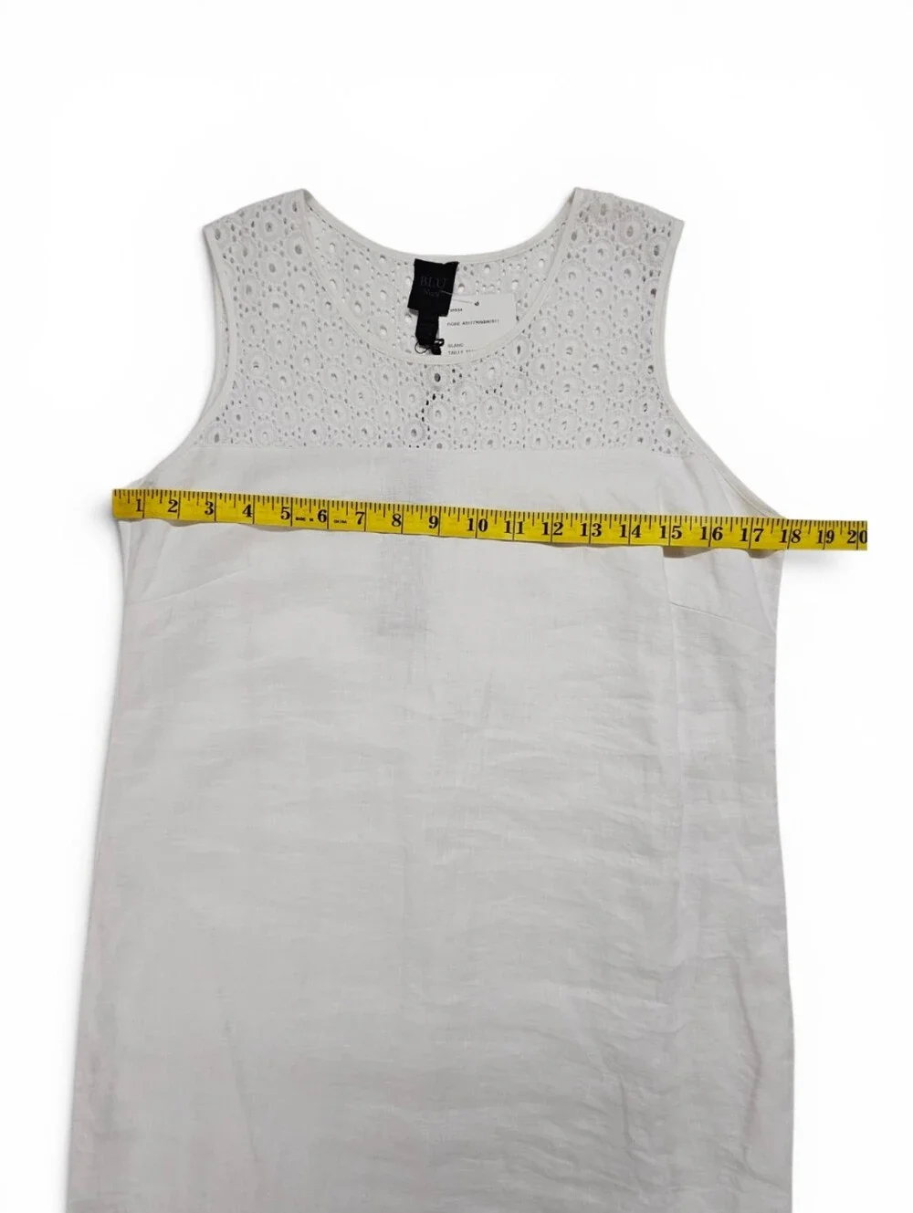 Blu No. 9 White Linen Shift Dress With White Eyelet Accents In Size XS NWT